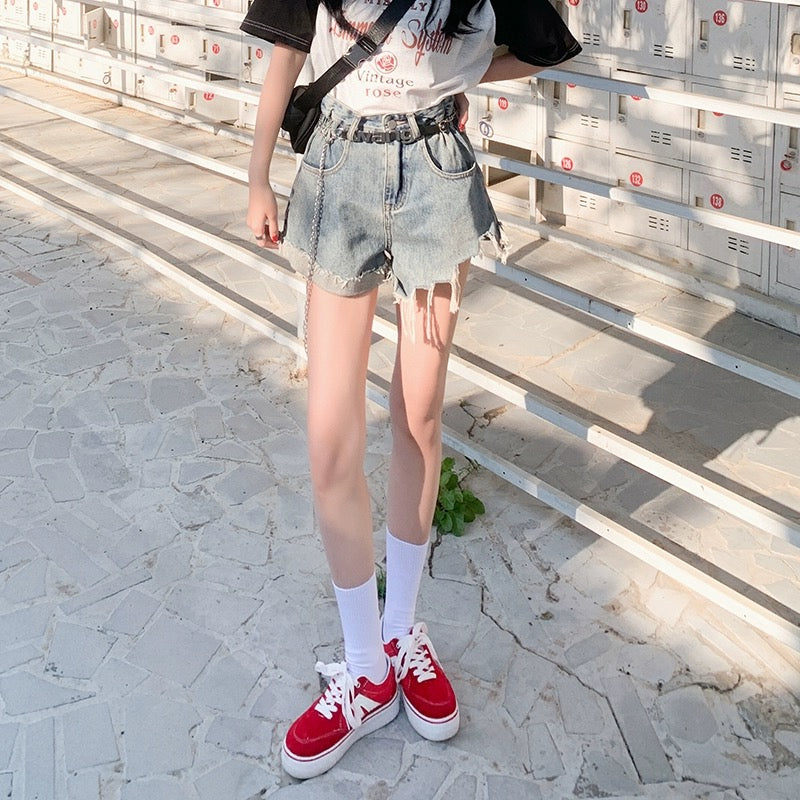 Konggeins High waist denim shorts