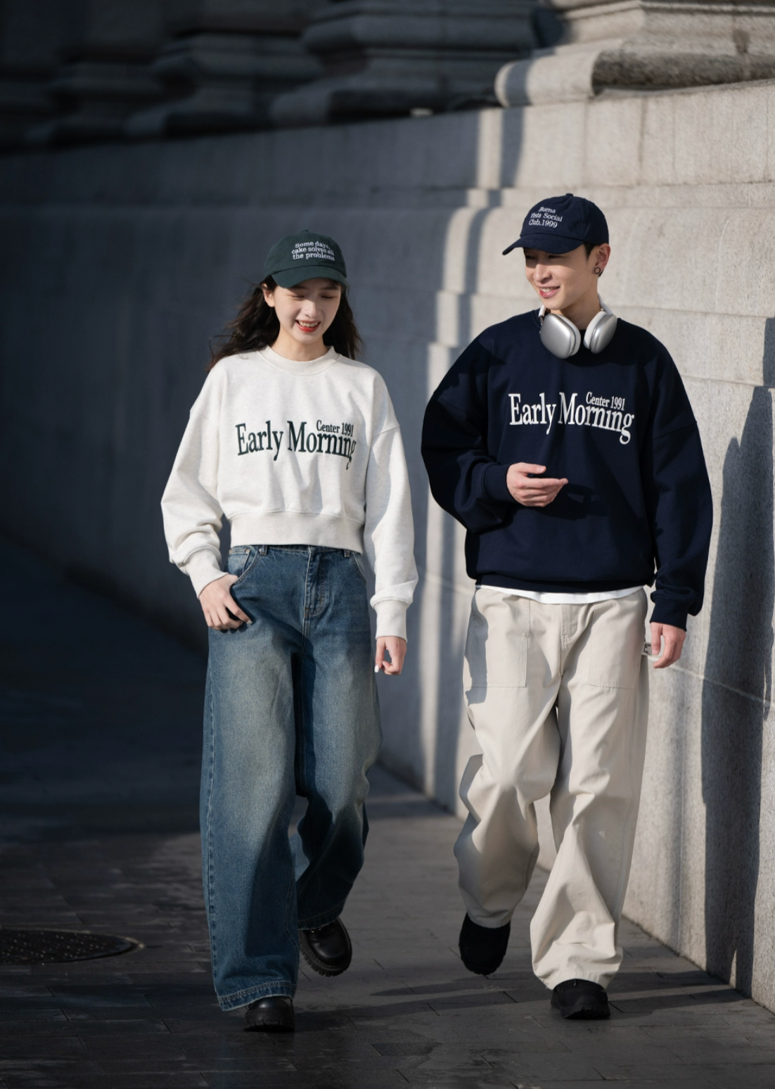 BELLKENIDE Loose Retro Couple Sweatshirt