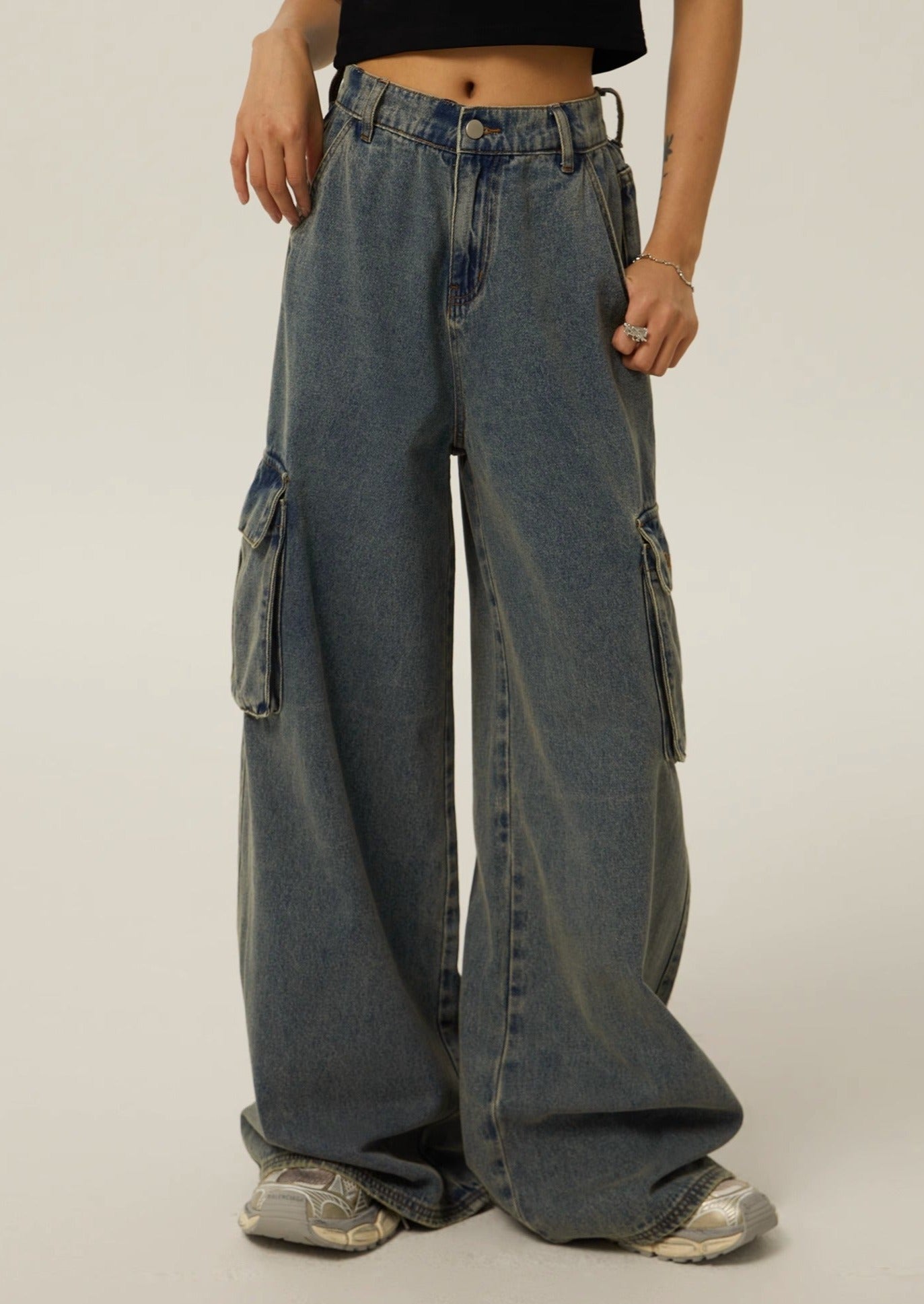 EZEK&STUDIO Wide-Legged Work Jeans