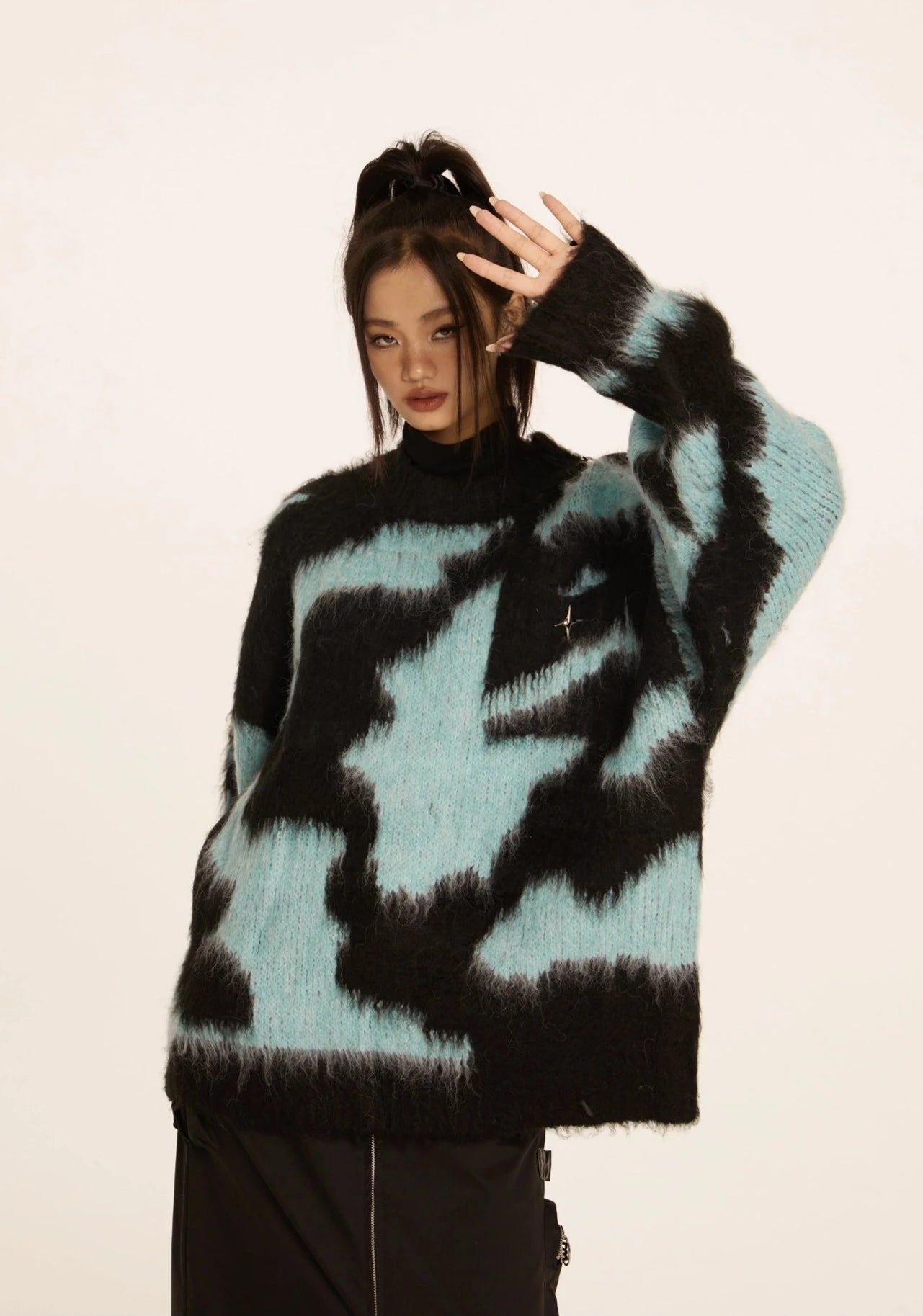 EZEK&STUDIO Mohair Knitted Ambient Sweater