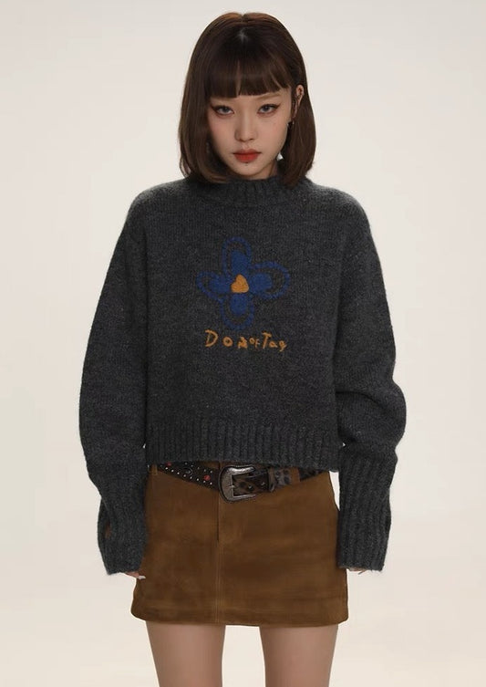 DONOTTAG Flower Embroidered Cropped Sweater